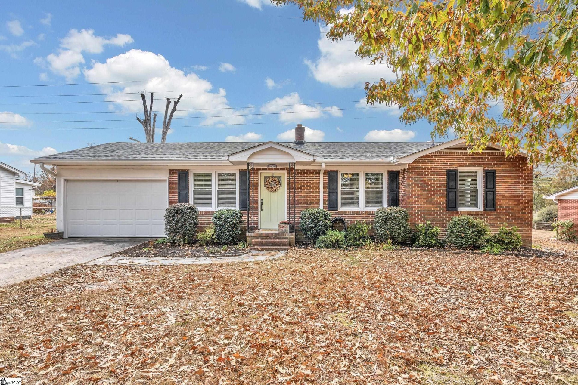 Property image 1 at 111 Leafwood Drive, Taylors, SC 29687