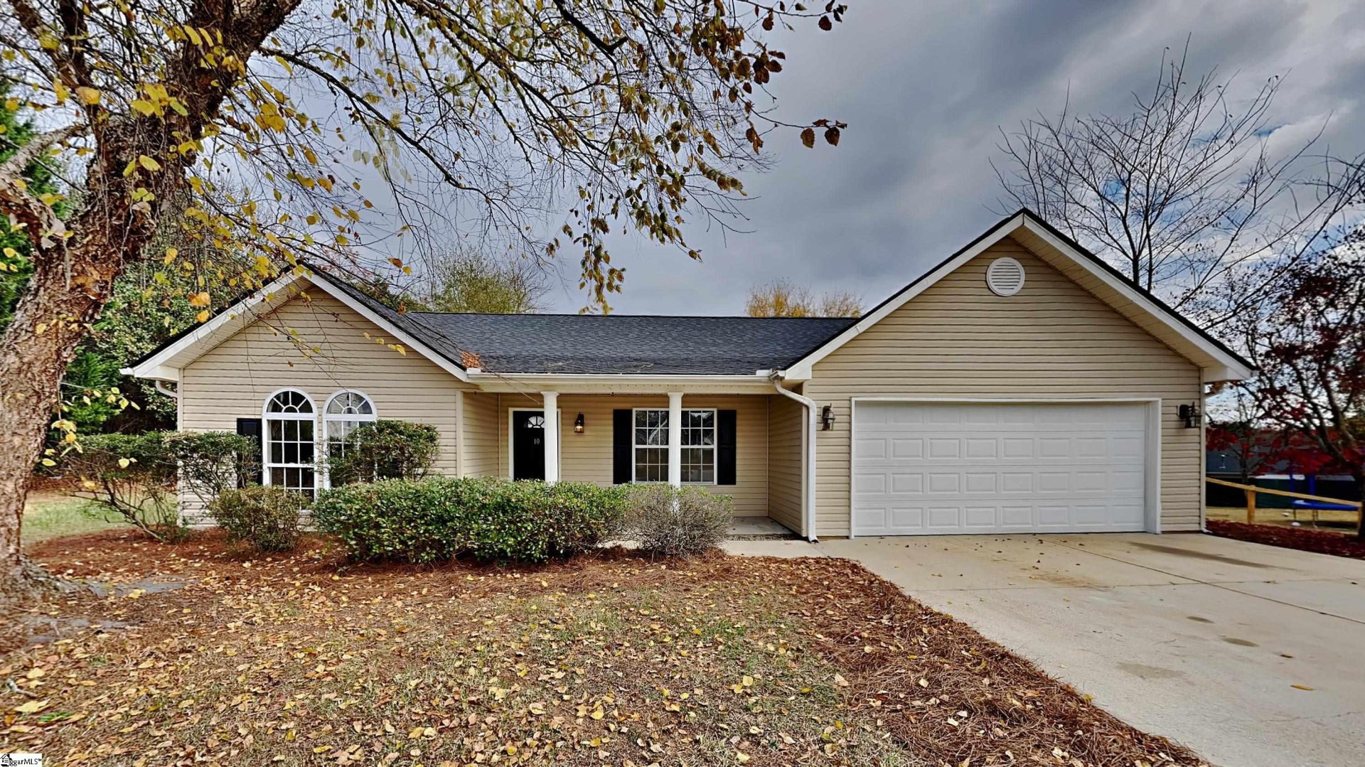 Property image 1 at 10 Casting Court, Taylors, SC 29687-5766