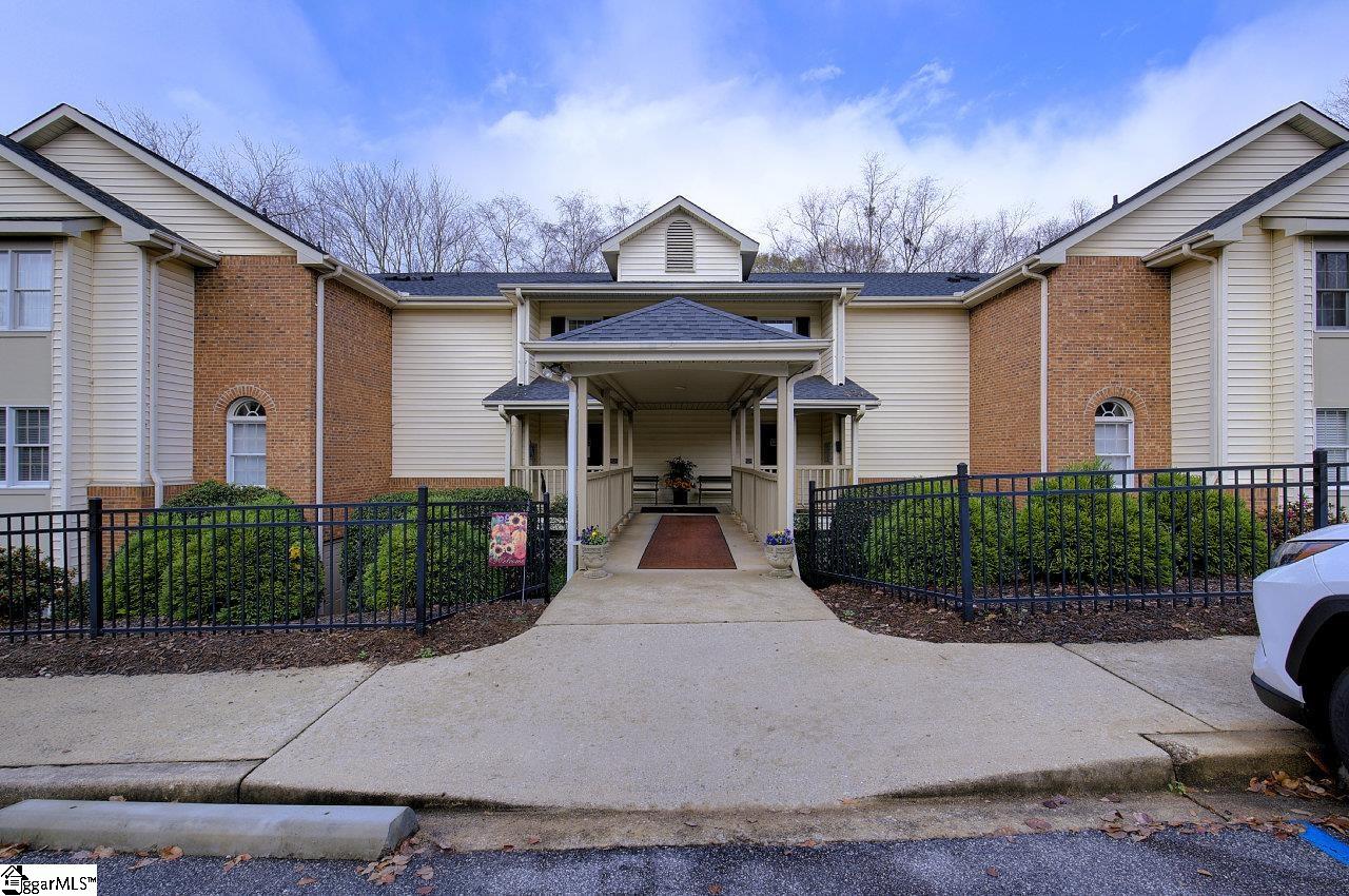 Property image 1 at 103 Swansgate Place, Greenville, SC 29605