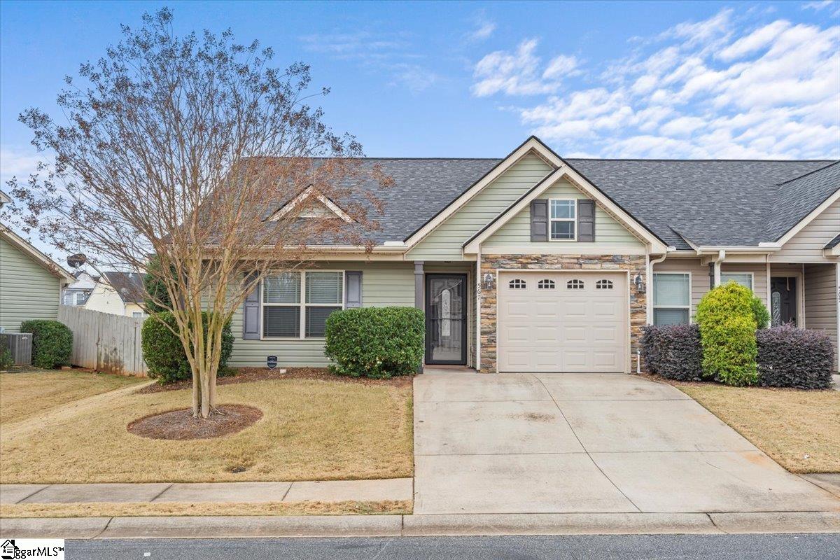 Property image 1 at 567 wesberry Circle, Spartanburg, SC 29301-5026