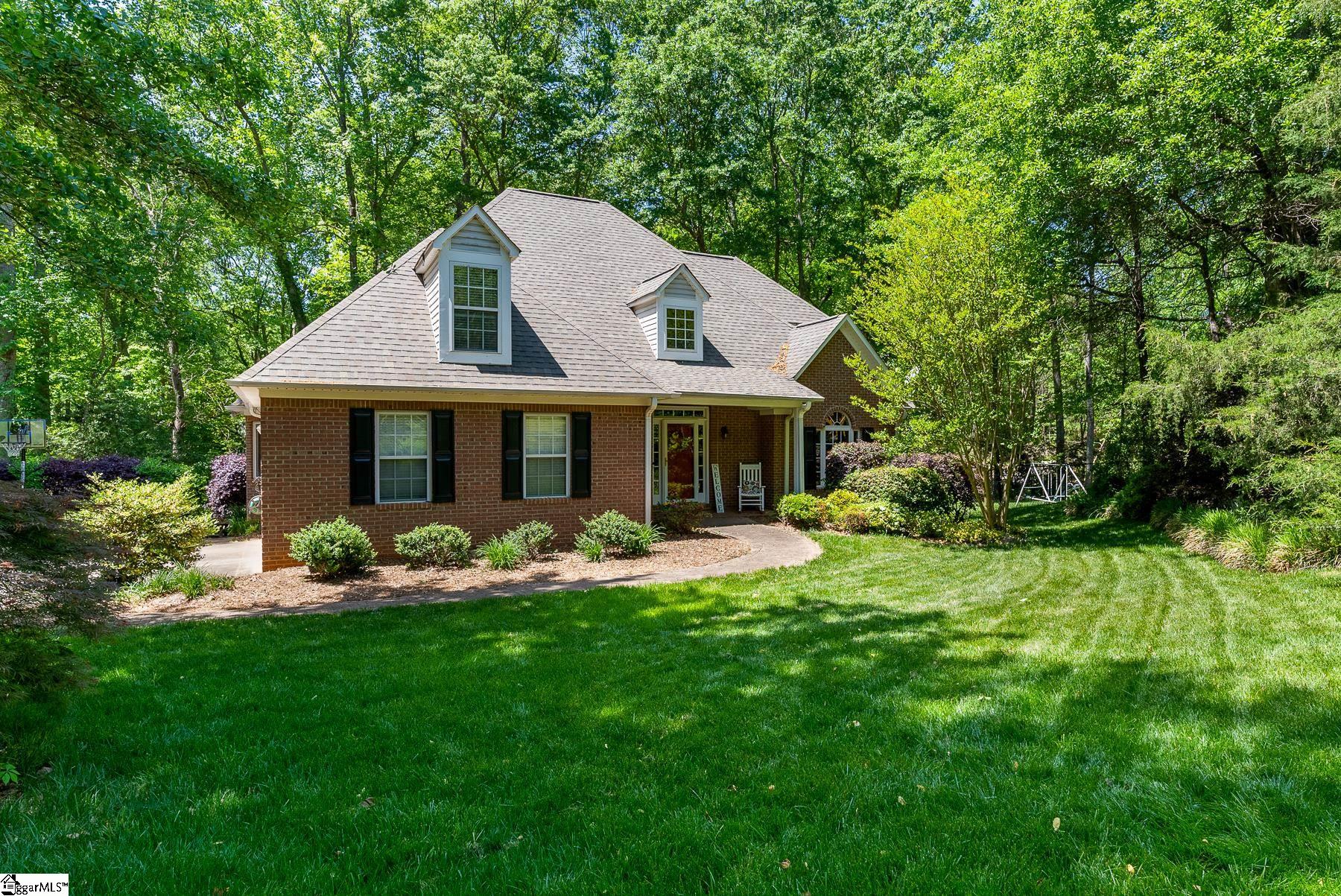 Property image 1 at 389 E Killarney Lake, Moore, SC 29369