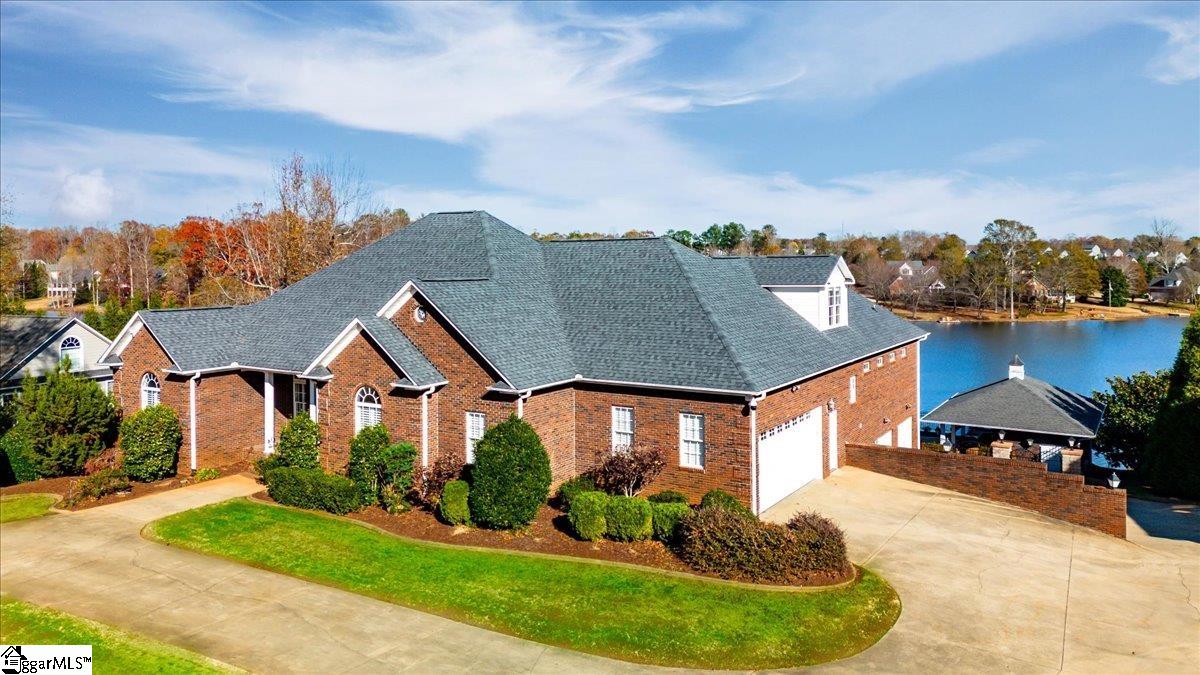 Property image 1 at 116 S Lake Emory Drive, Inman, SC 29349-7257