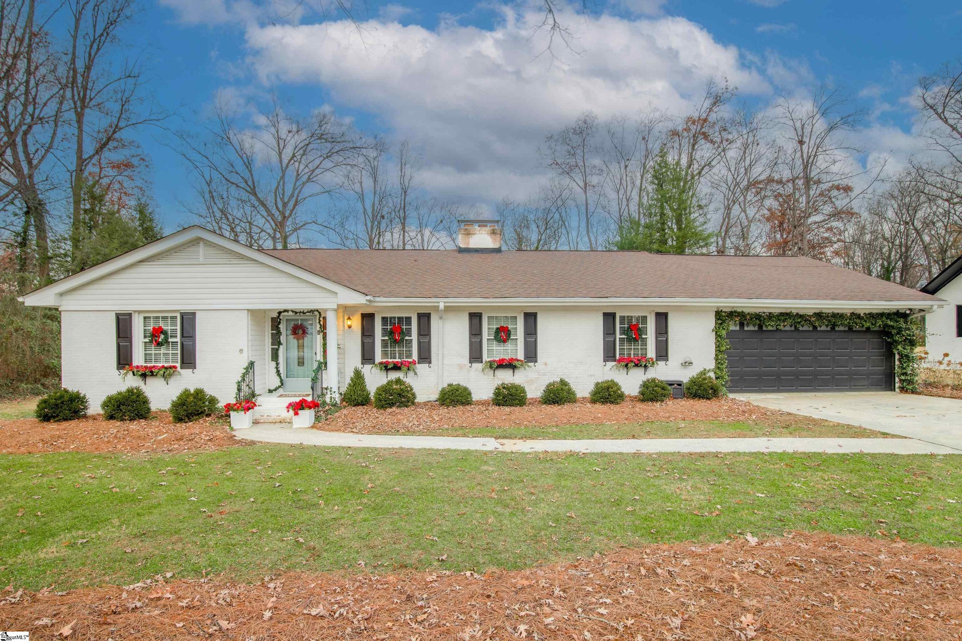 Property image 1 at 11 Botany Road, Greenville, SC 29615-1305