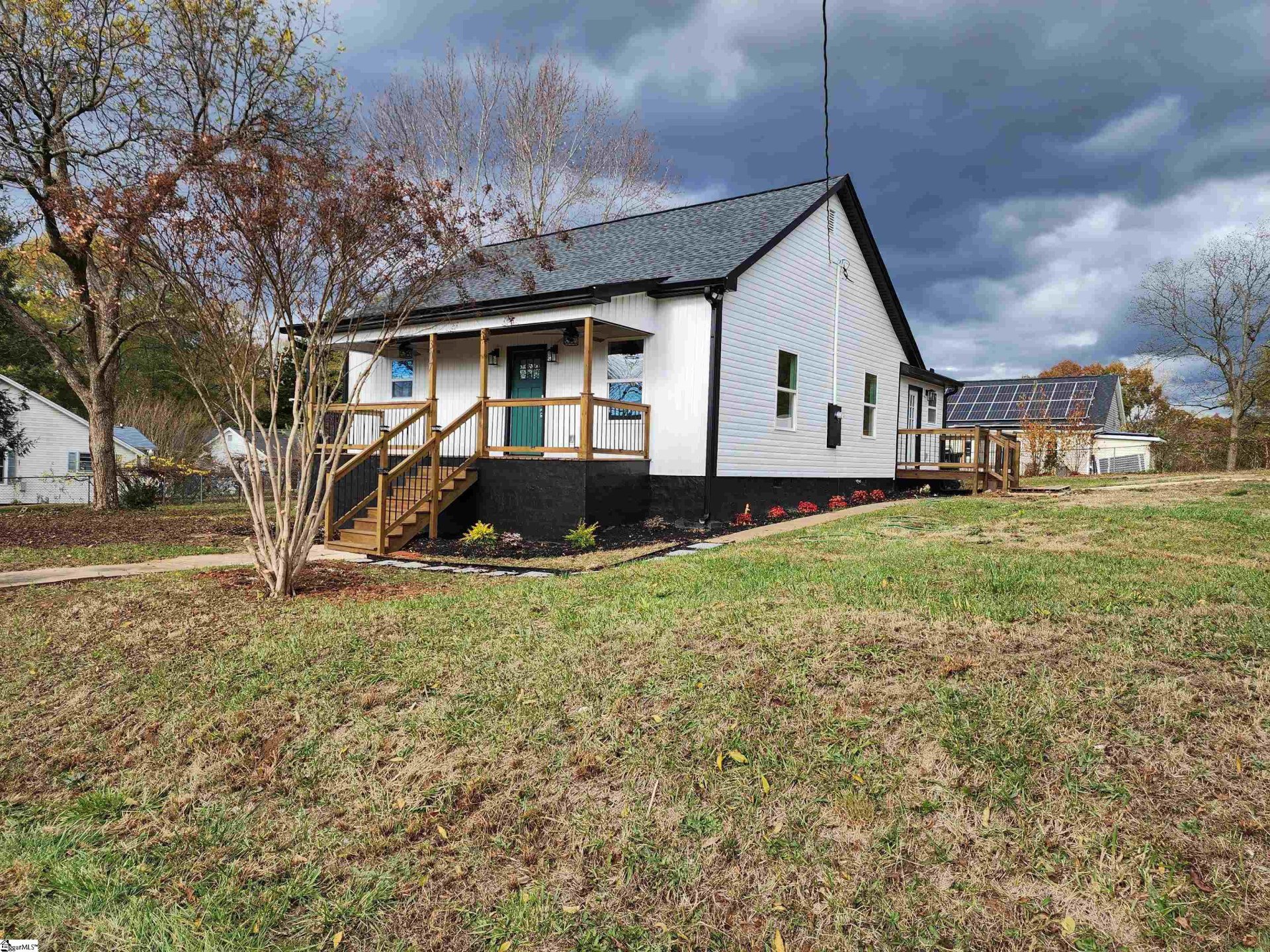 Property image 1 at 307 Barton Street, Easley, SC 29640