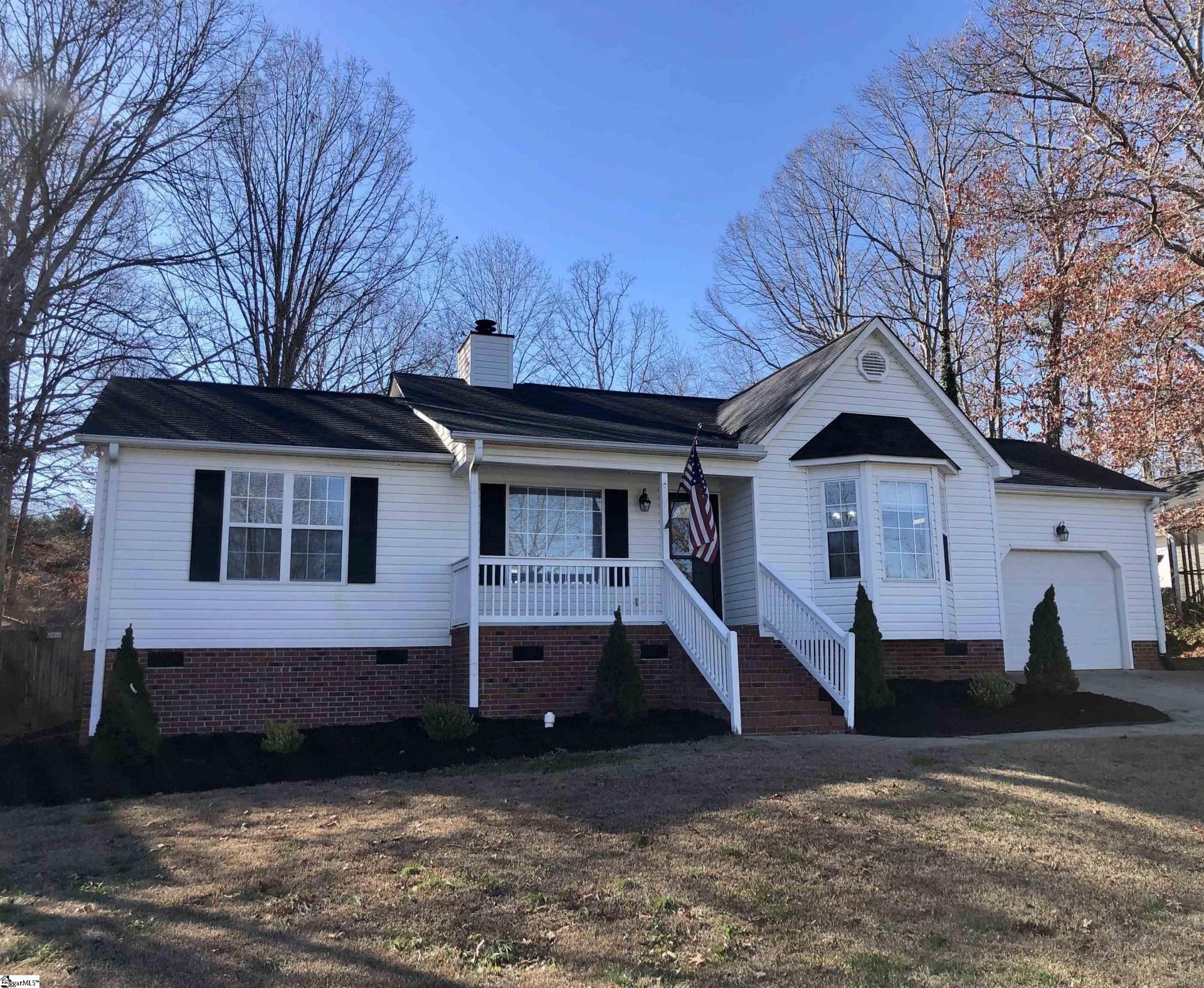 Property image 1 at 306 Oak Valley Drive, Simpsonville, SC 29681