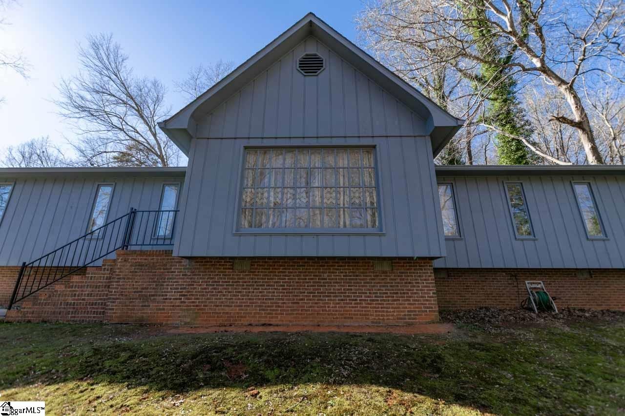 300 Alta Vista Circle