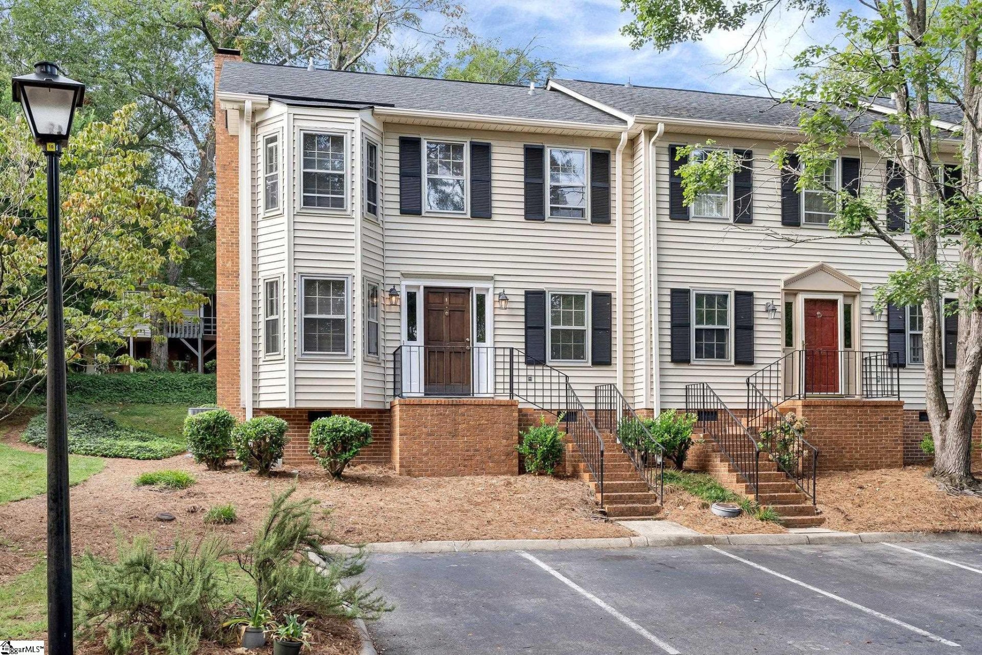 900 North Main Street Unit 15