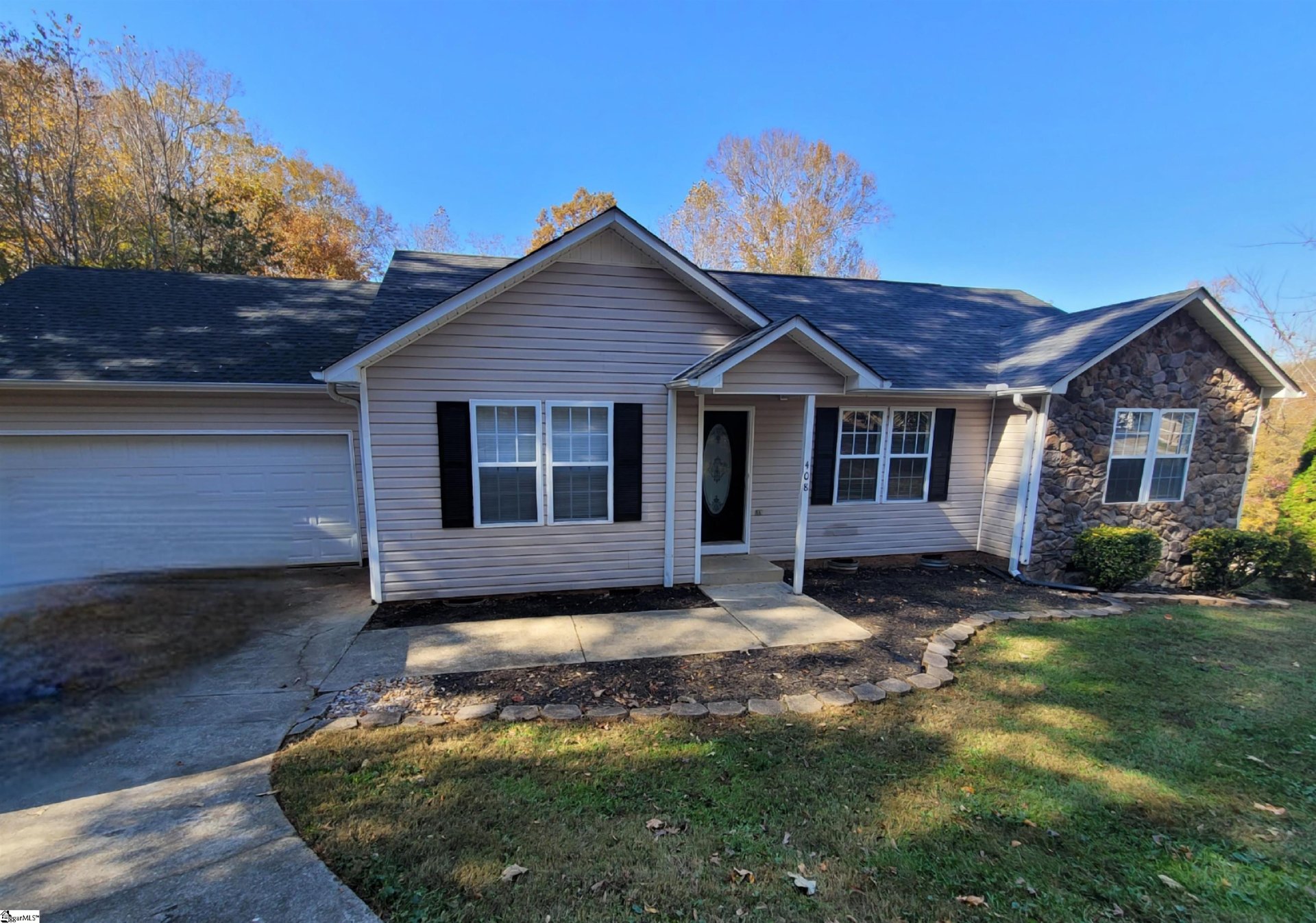 Property image 1 at 408 Palmetto Court, Greer, SC 29651