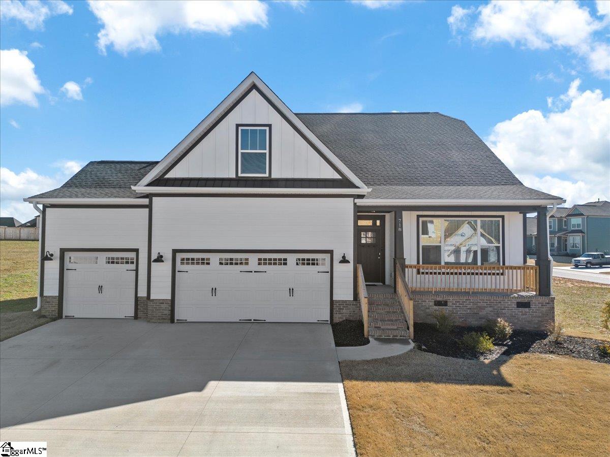 718 Amherst Glen Drive