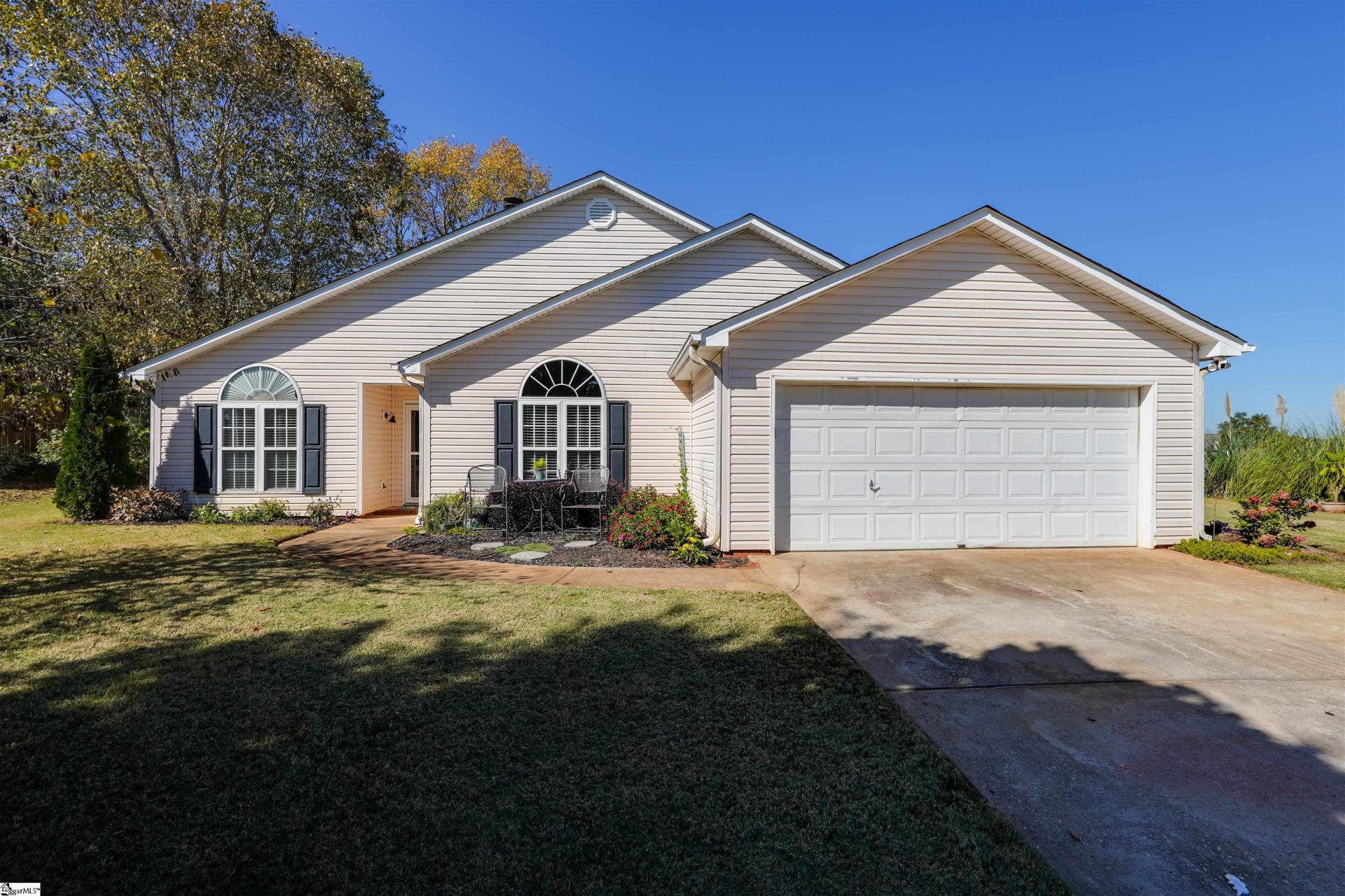 Property image 1 at 4 Grackle Court, Simpsonville, SC 29680