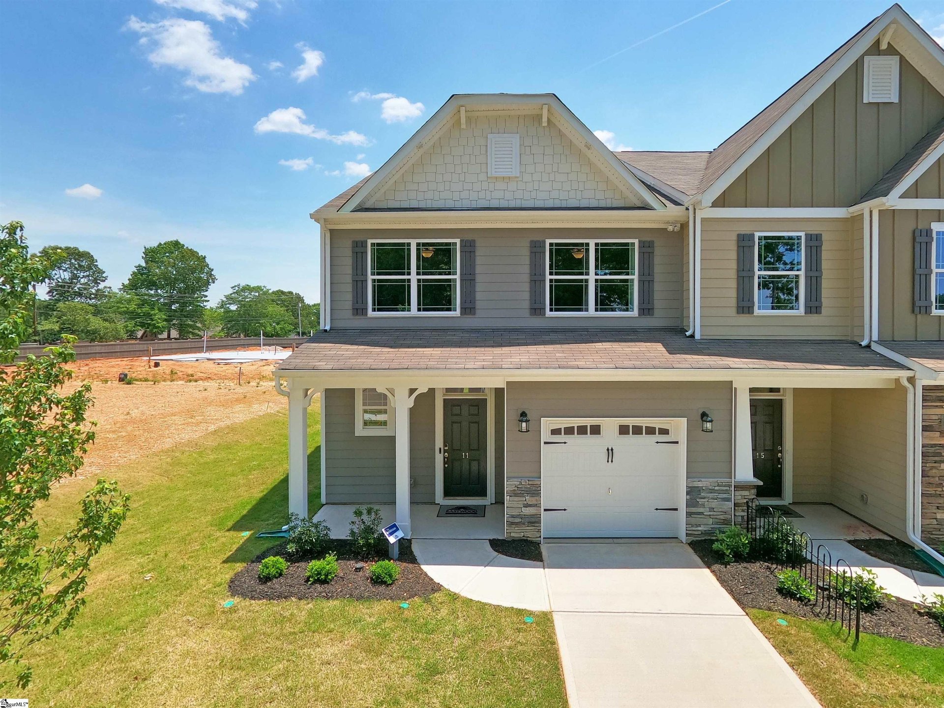 Property image 1 at 11 Marengo Road, Mauldin, SC 29662