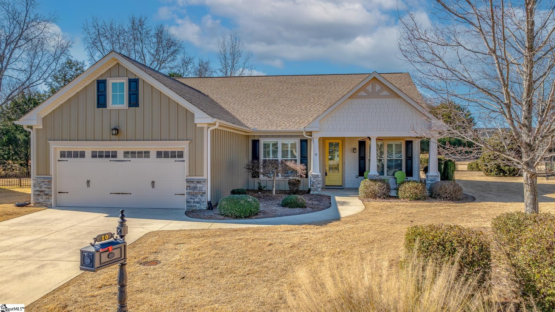 Property image 1 at 10 Edgeridge Court, Simpsonville, SC 29680