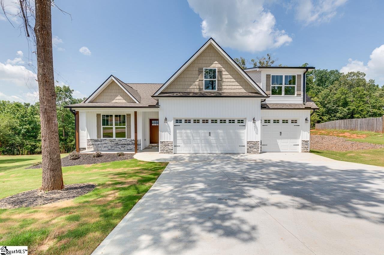 Property image 1 at 242 Inlet Pointe Drive, Anderson, SC 29625