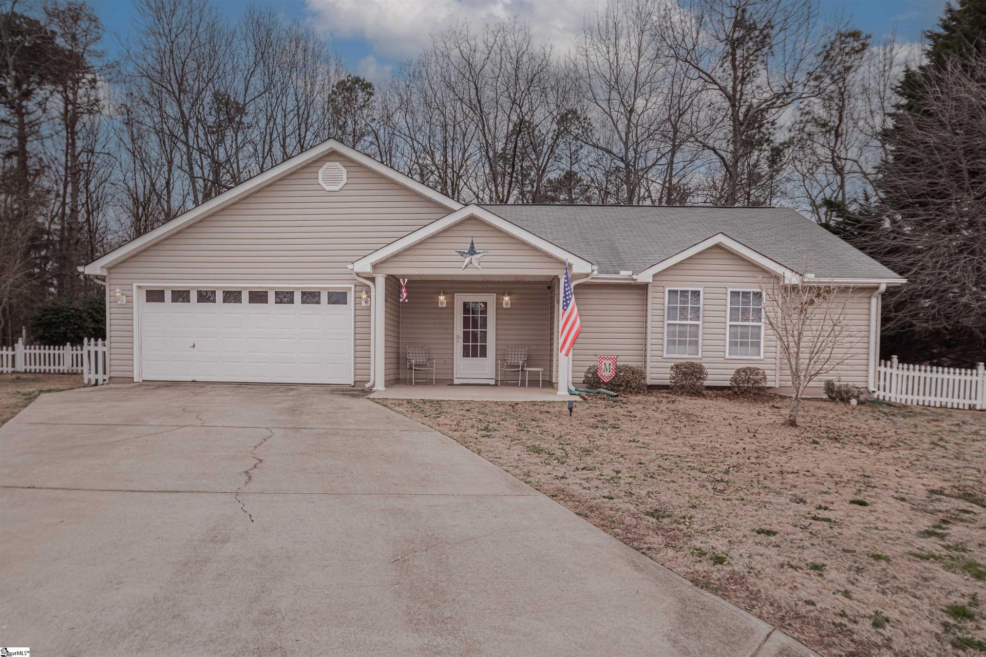 208 Dexter Bend Court