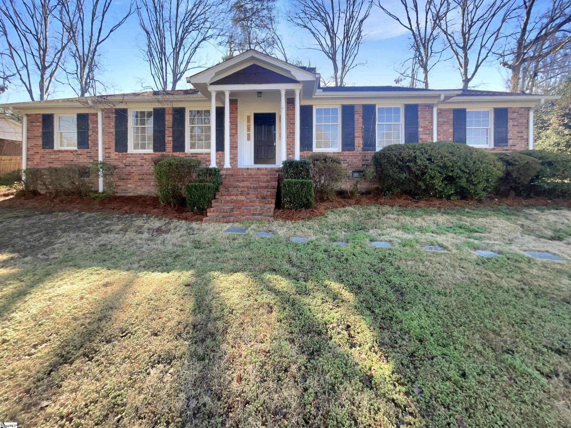 Property image 1 at 6 Confederate Circle, Taylors, SC 29687