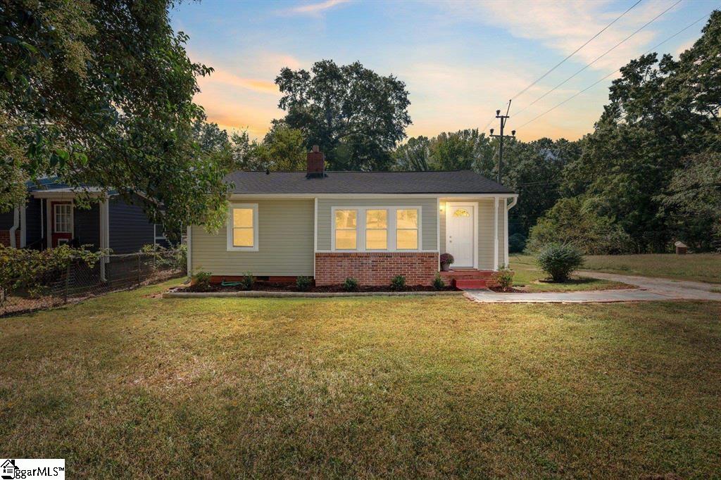 Property image 1 at 122 Chestnut Street, Greenville, SC 29605