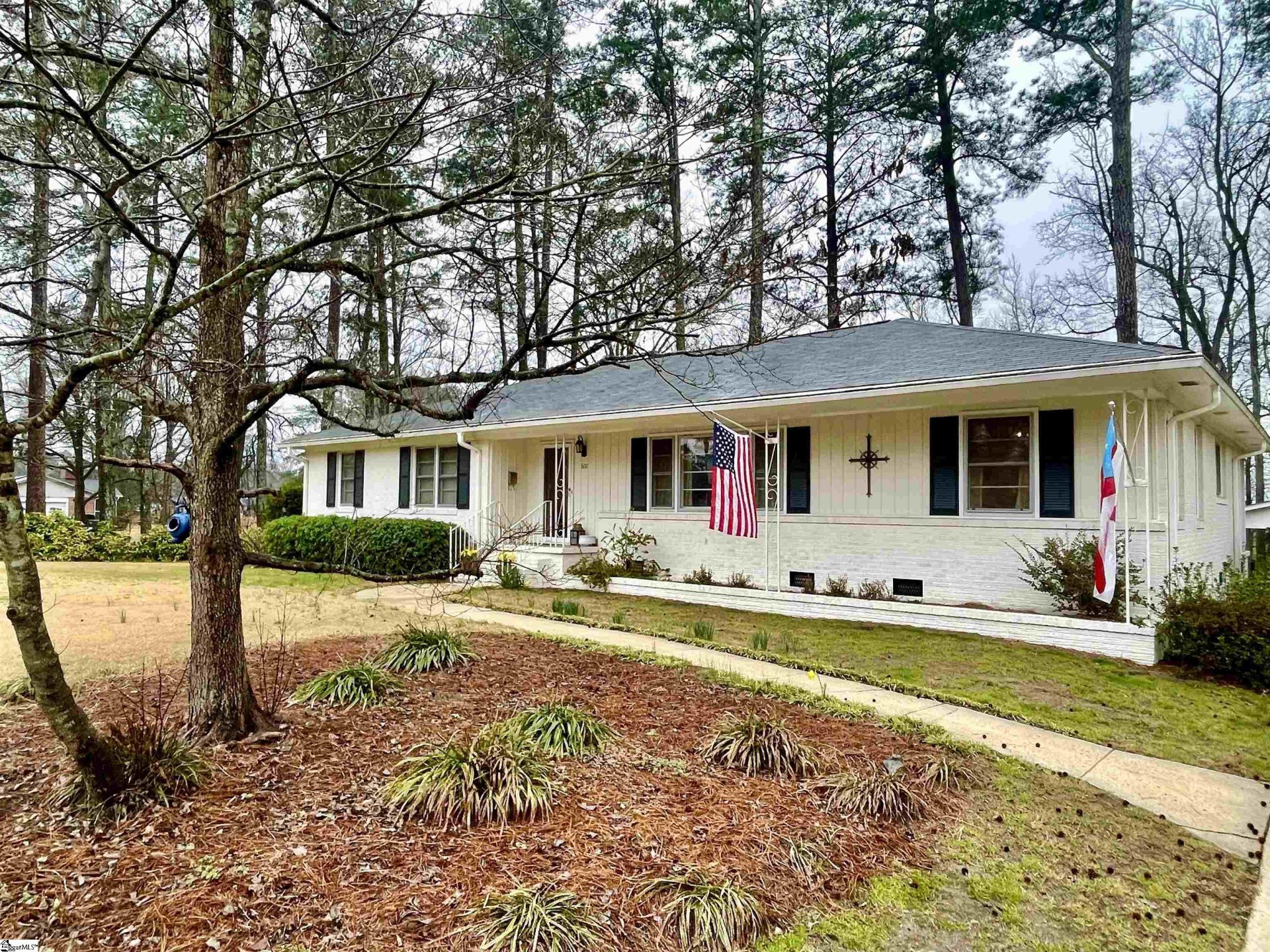 Property image 1 at 600 Chestnut Street, Clinton, SC 29325