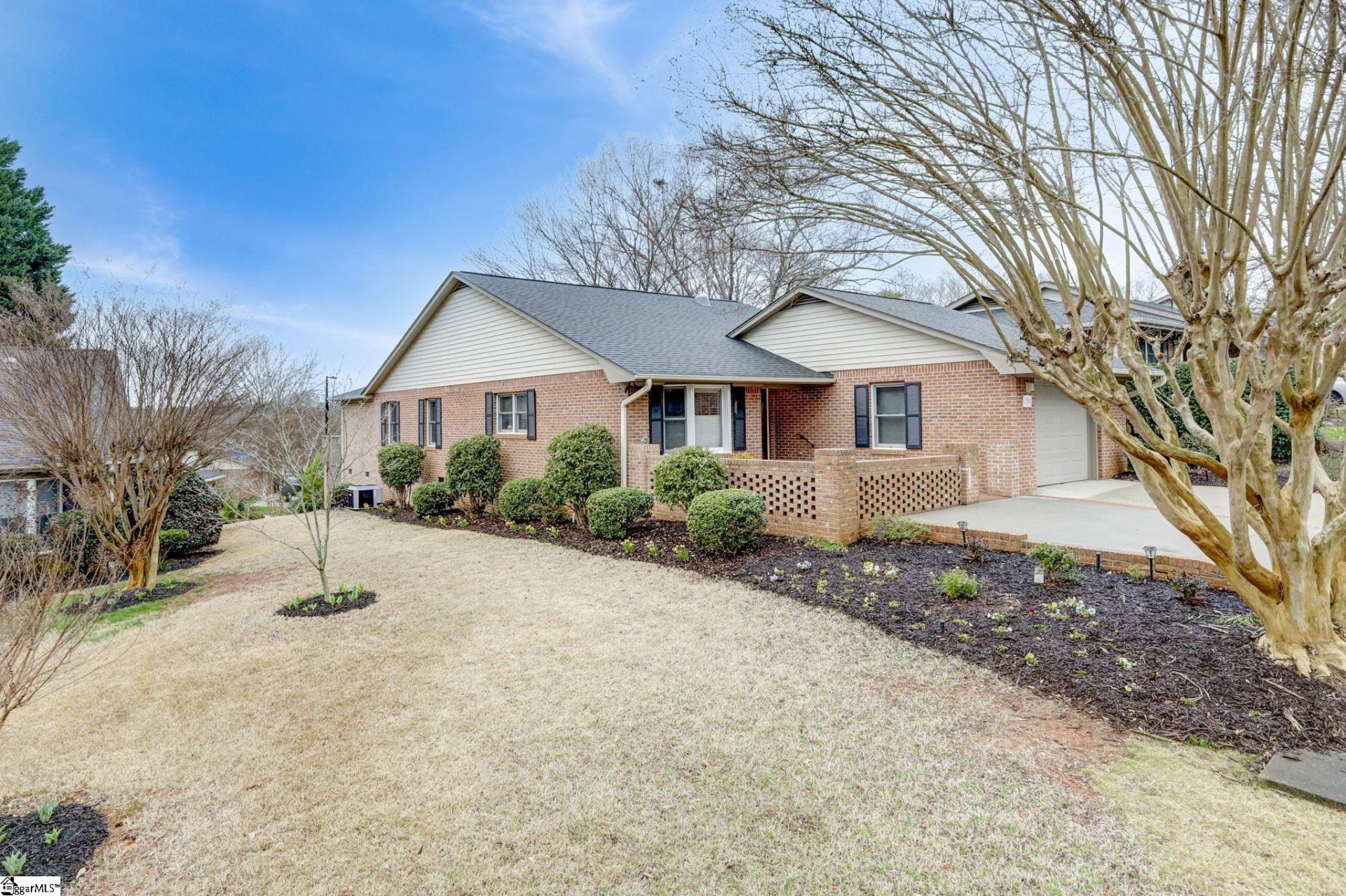 150 Hummingbird Ridge