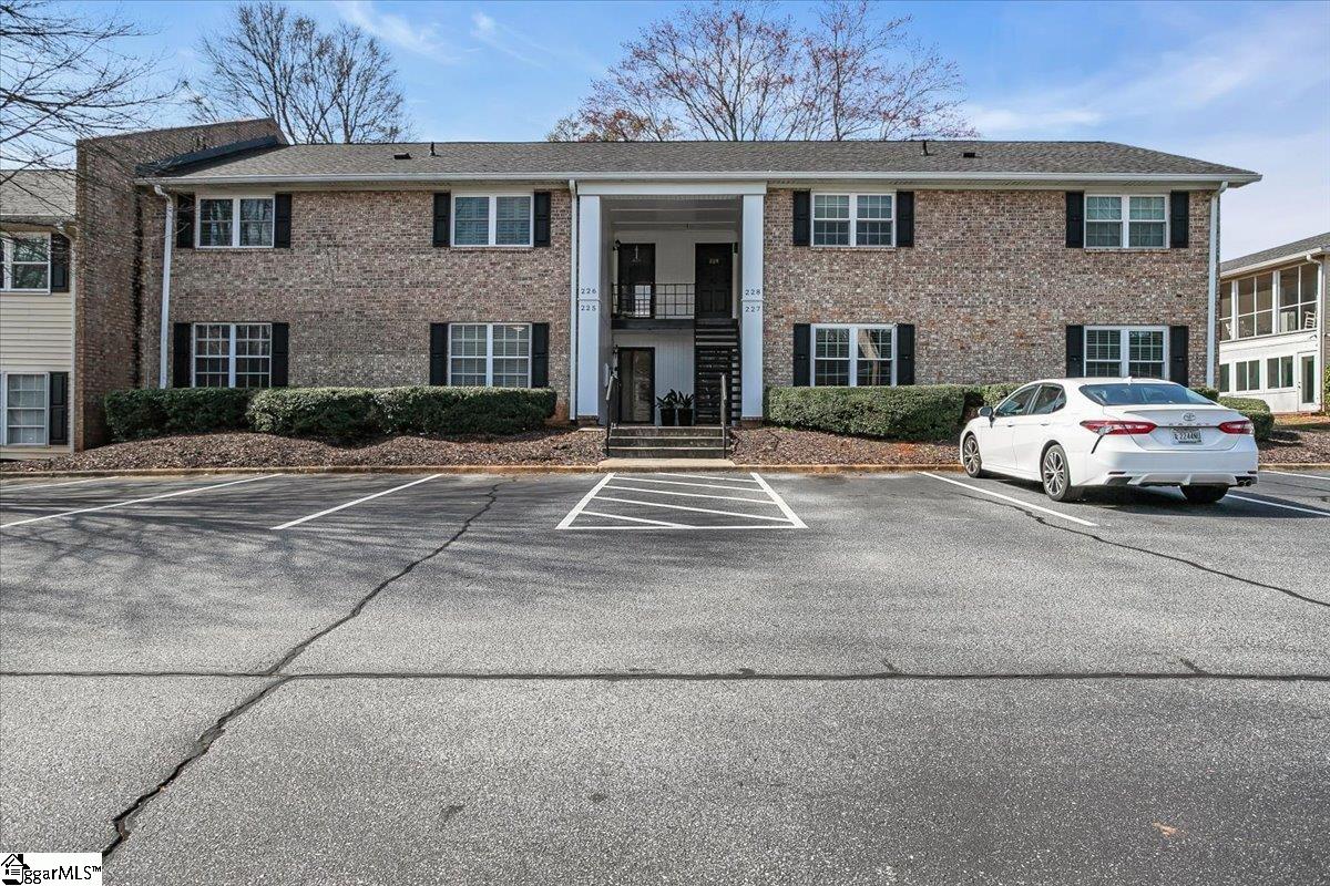 Property image 1 at 925 Cleveland Street, Greenville, SC 29601