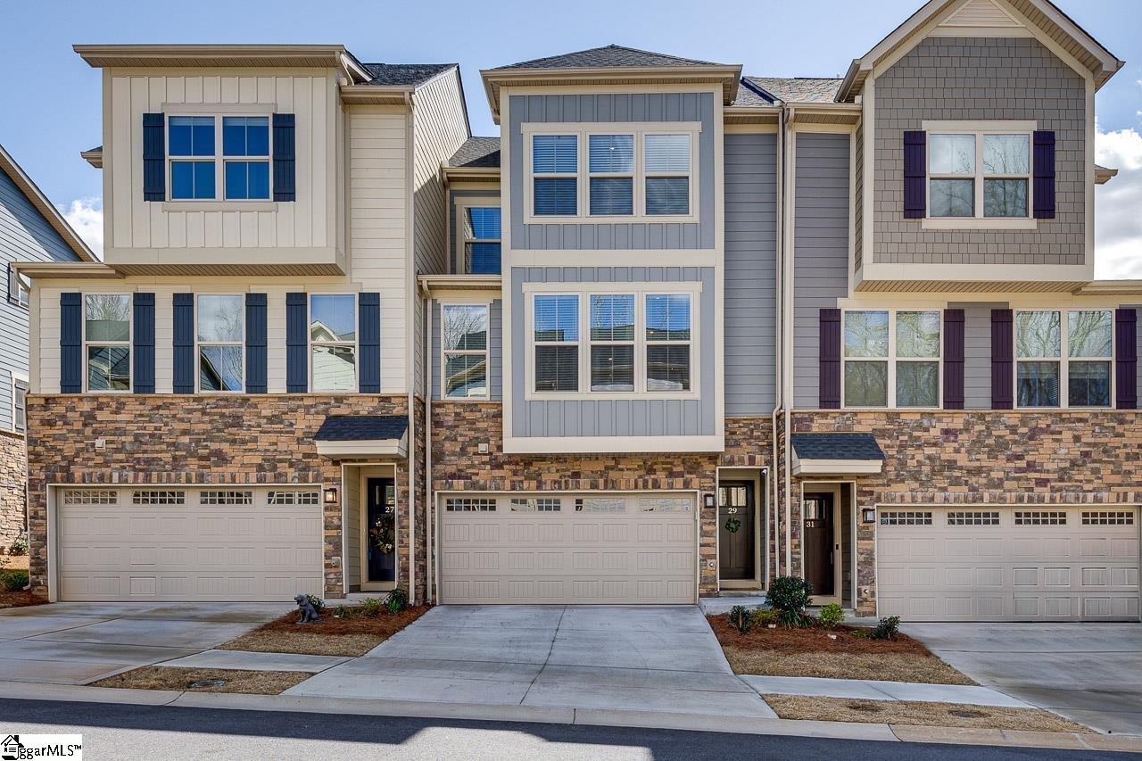 Property image 1 at 29 Questover Drive, Greenville, SC 29607