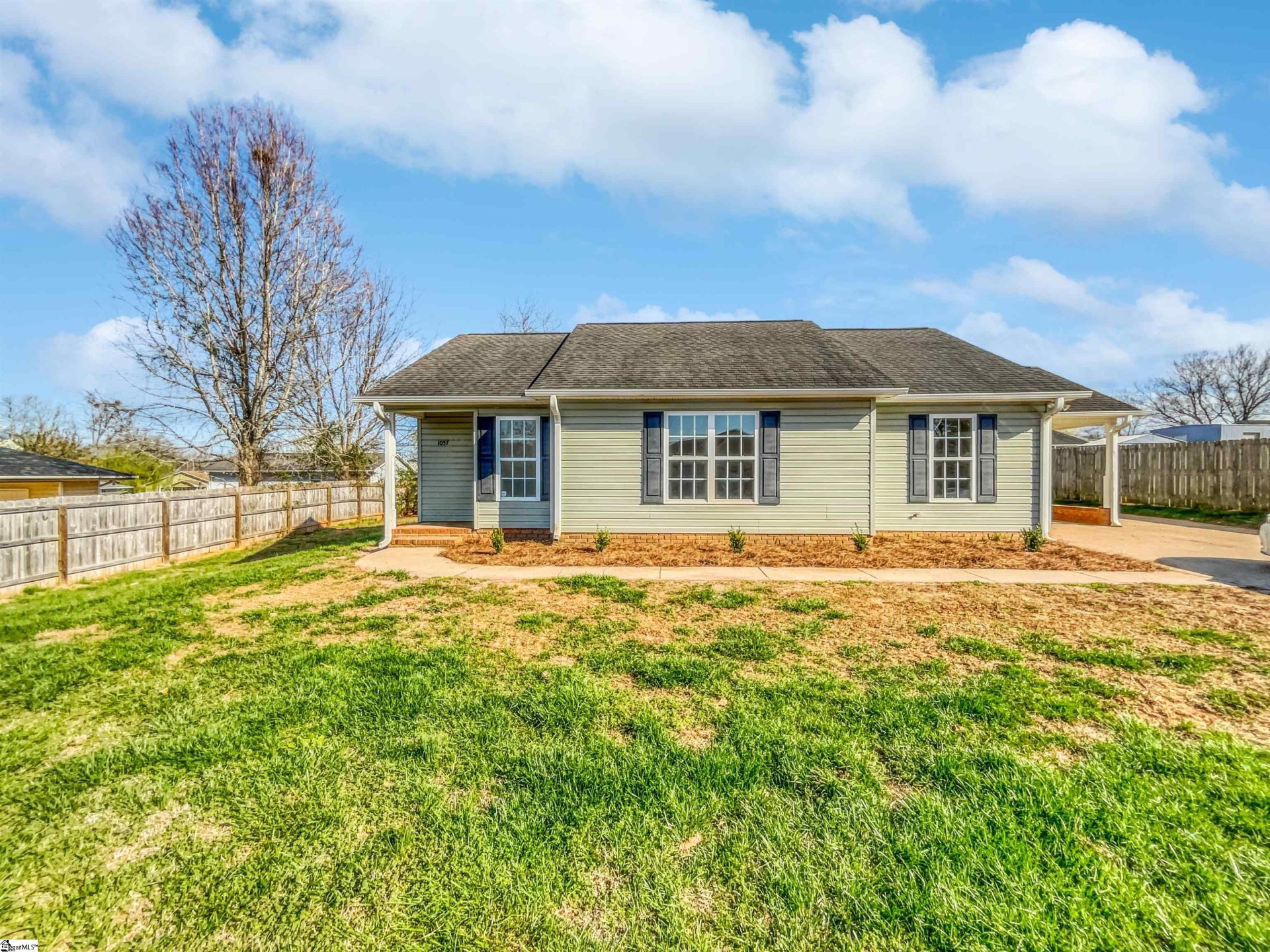 Property image 1 at 1057 Southfield Street, Inman, SC 29349