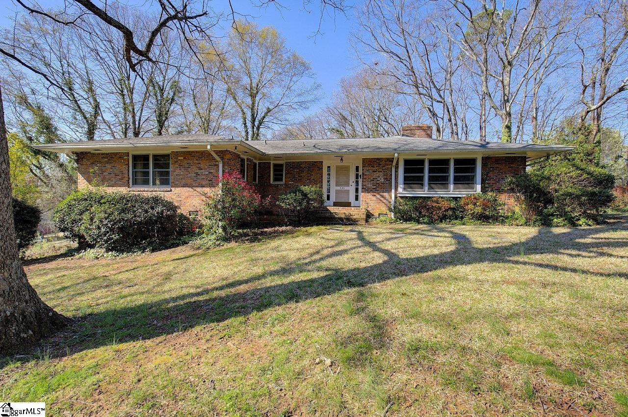 Property image 1 at 325 Dellwood Drive, Greenville, SC 29609