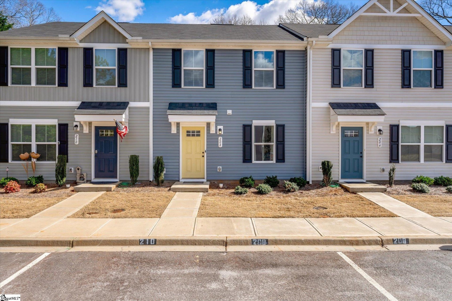 Property image 1 at 208 Fernside Court, Greenville, SC 29617