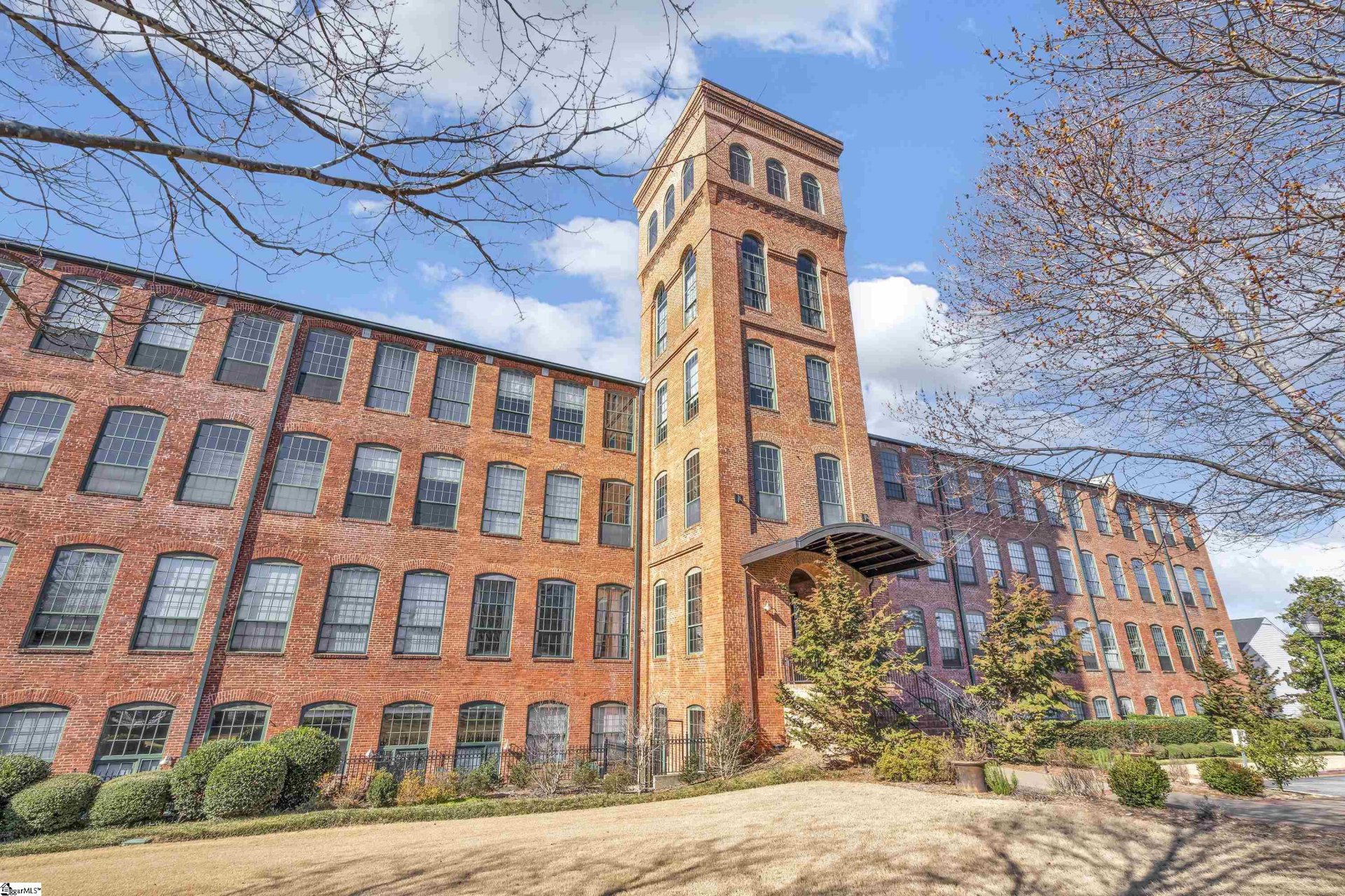 Property image 1 at 400 Mills Avenue, Greenville, SC 29605