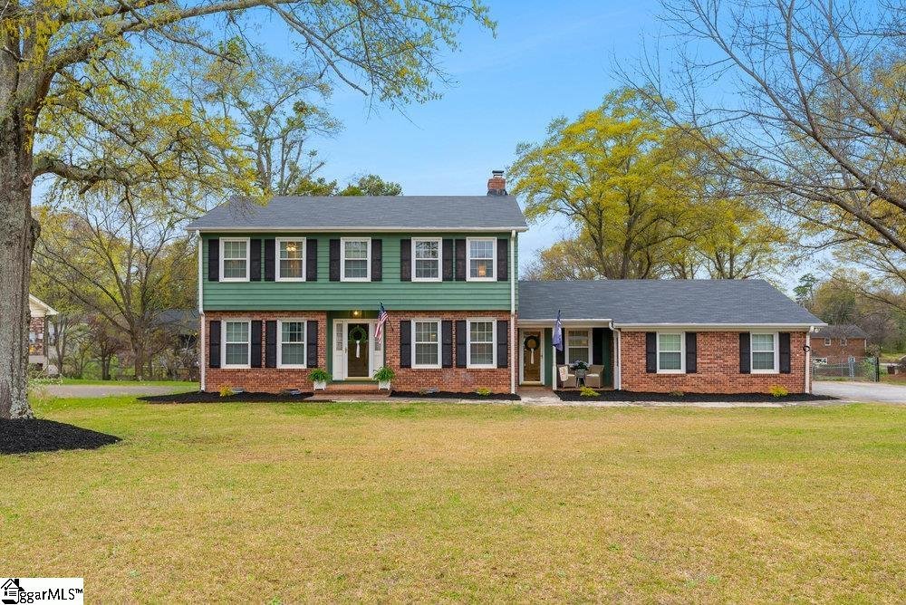 Property image 1 at 210 Montclair Road, Greer, SC 29651