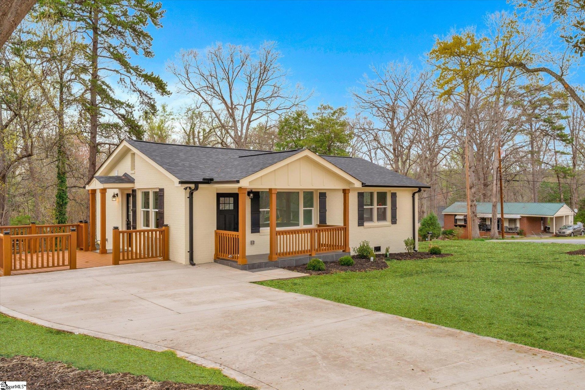 Property image 1 at 109 Kennedy Drive, Greenville, SC 29605-3235