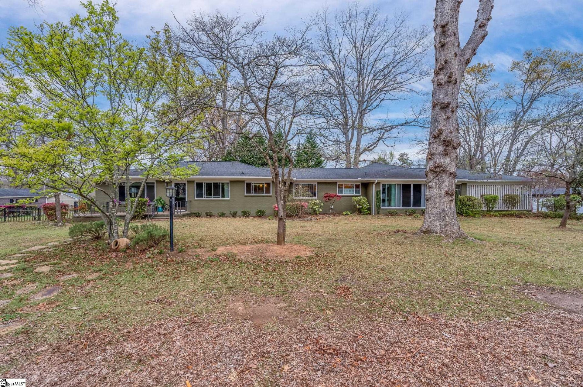 Property image 1 at 201 Oakfield Avenue, Easley, SC 29640