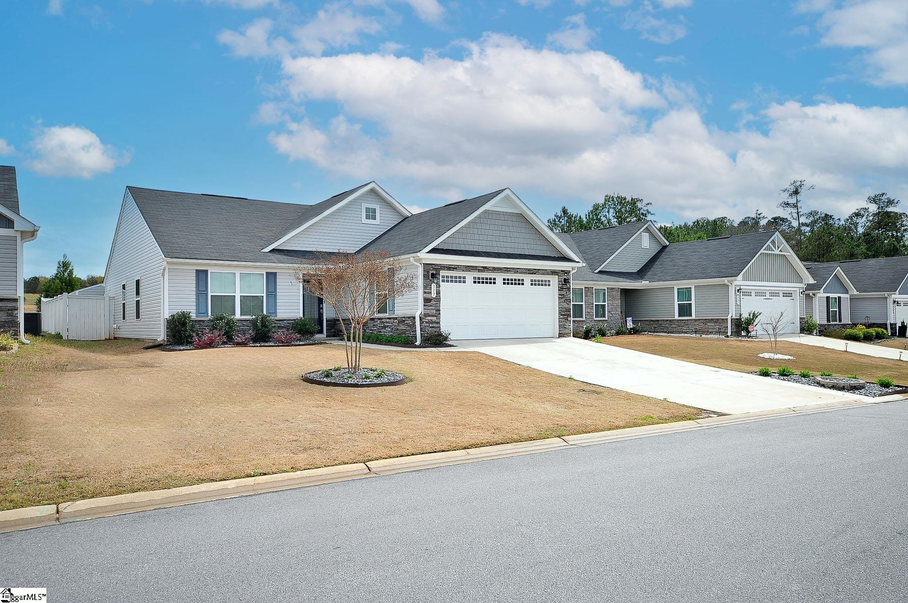 Property image 1 at 303 Vernonburg Court, Piedmont, SC 29673