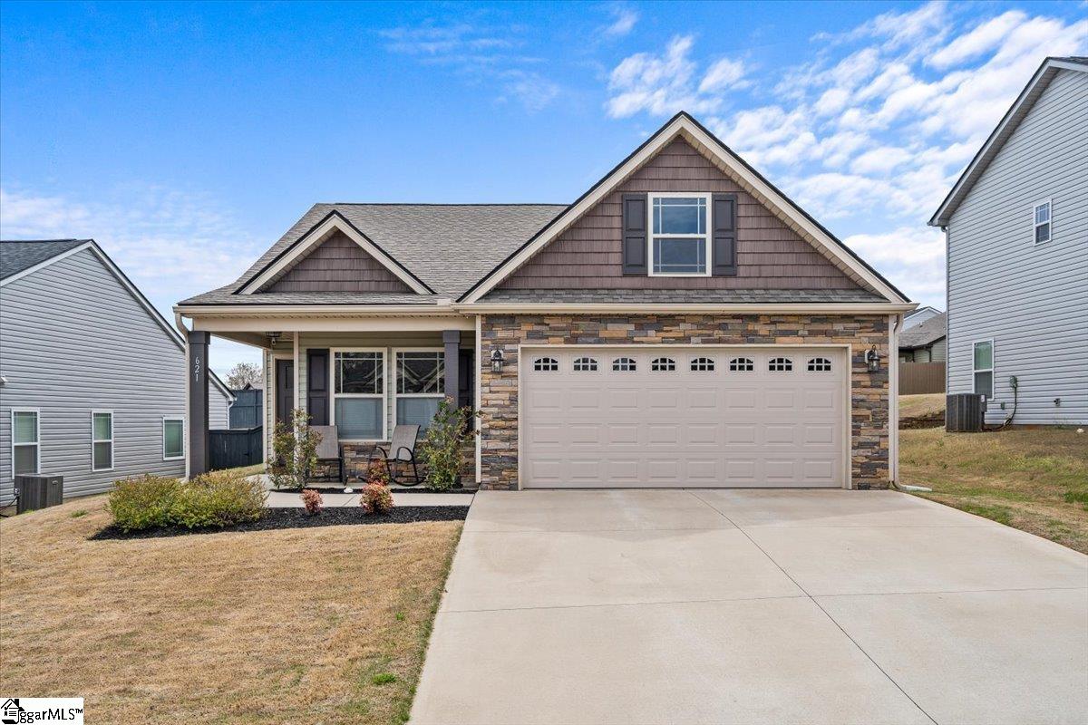 621 Parkway Village Road