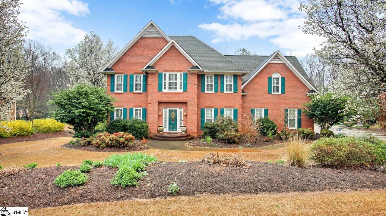 Property image 1 at 841 Oakcrest Road, Spartanburg, SC 29301