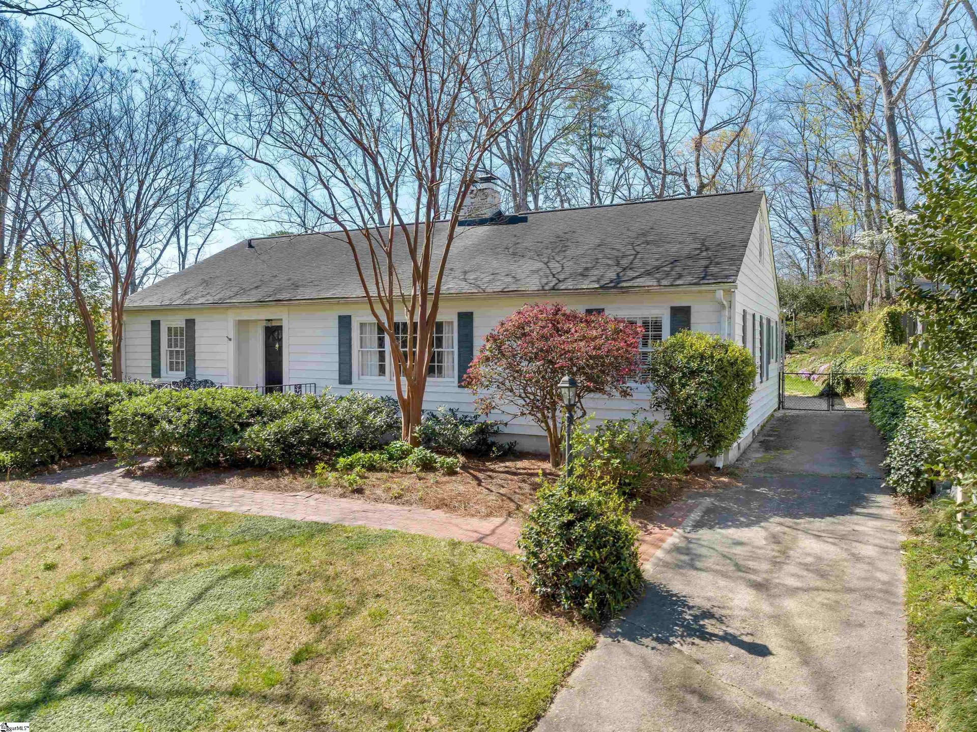 Property image 1 at 22 Heather Way, Greenville, SC 29605