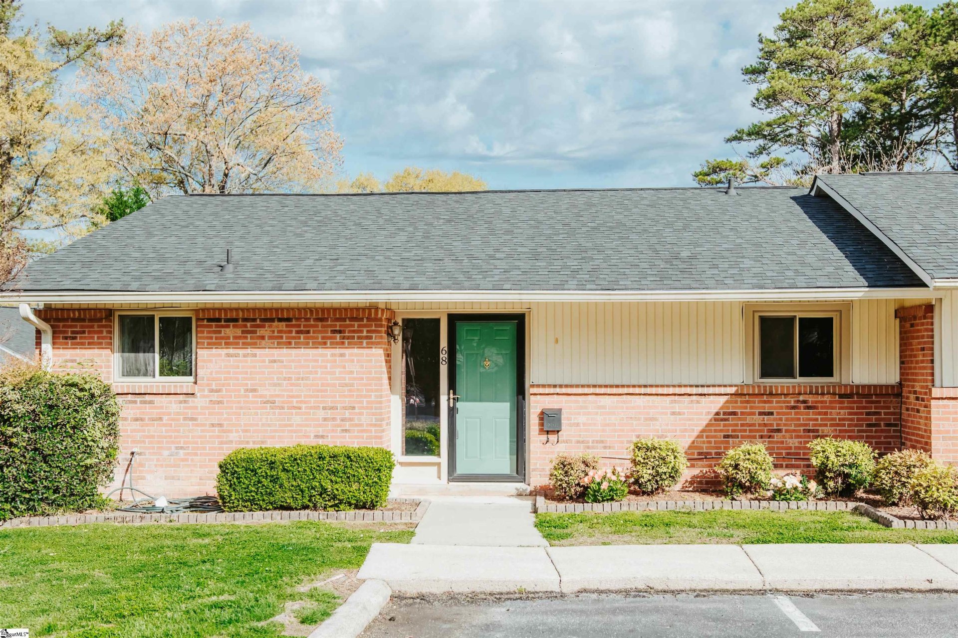 Property image 1 at 68 Briarridge Court, Greenville, SC 29615