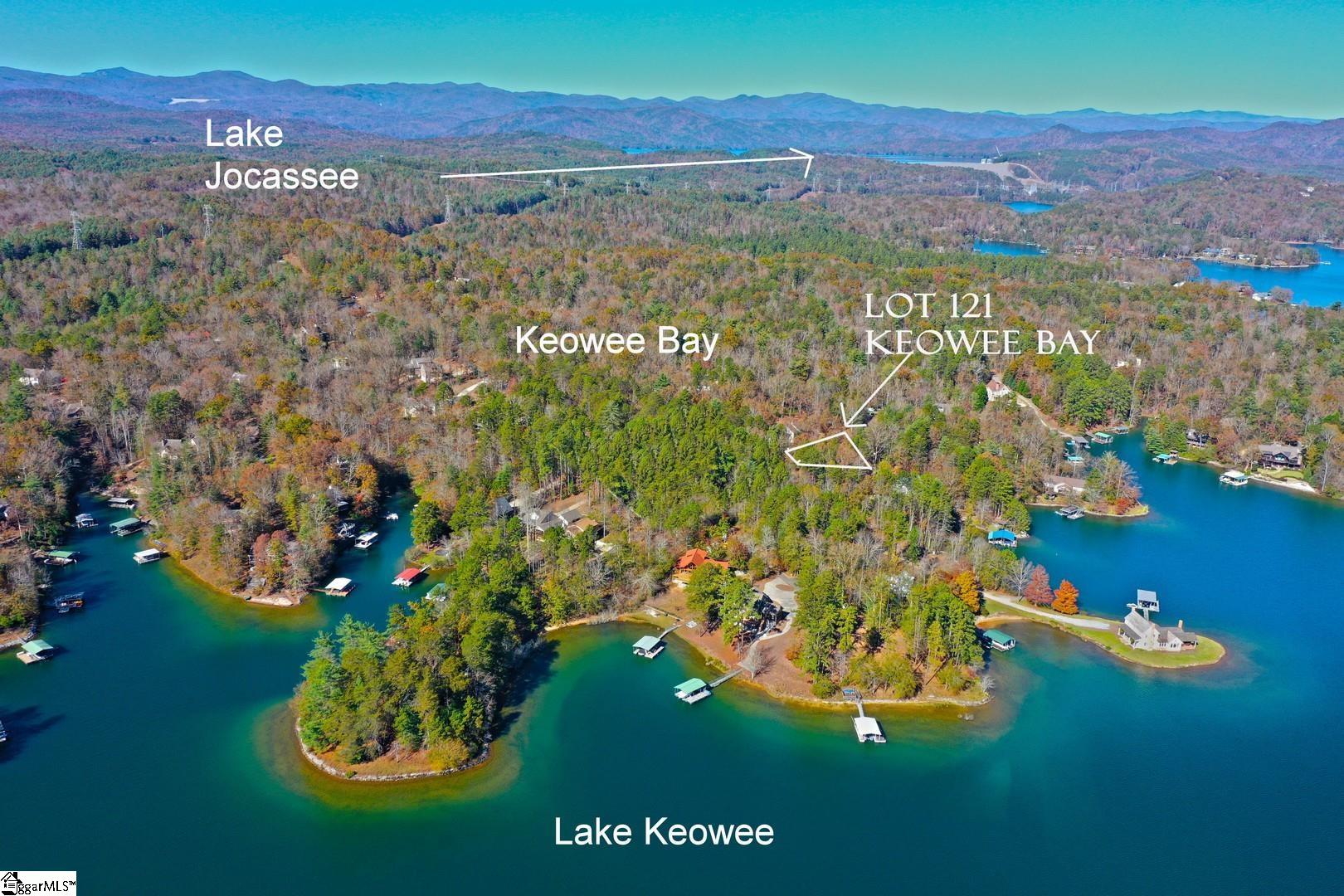 Property image 1 at 121 Keowee Bay Circle, Salem, SC 29676