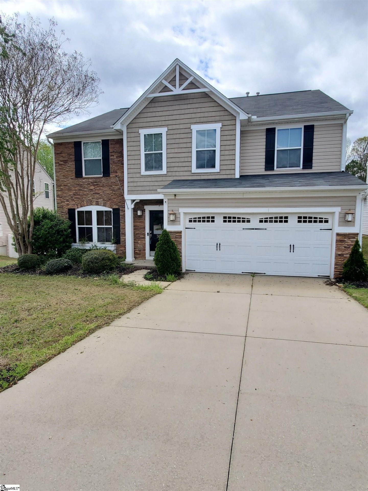 Property image 1 at 304 Roanoke Way, Greenville, SC 29607