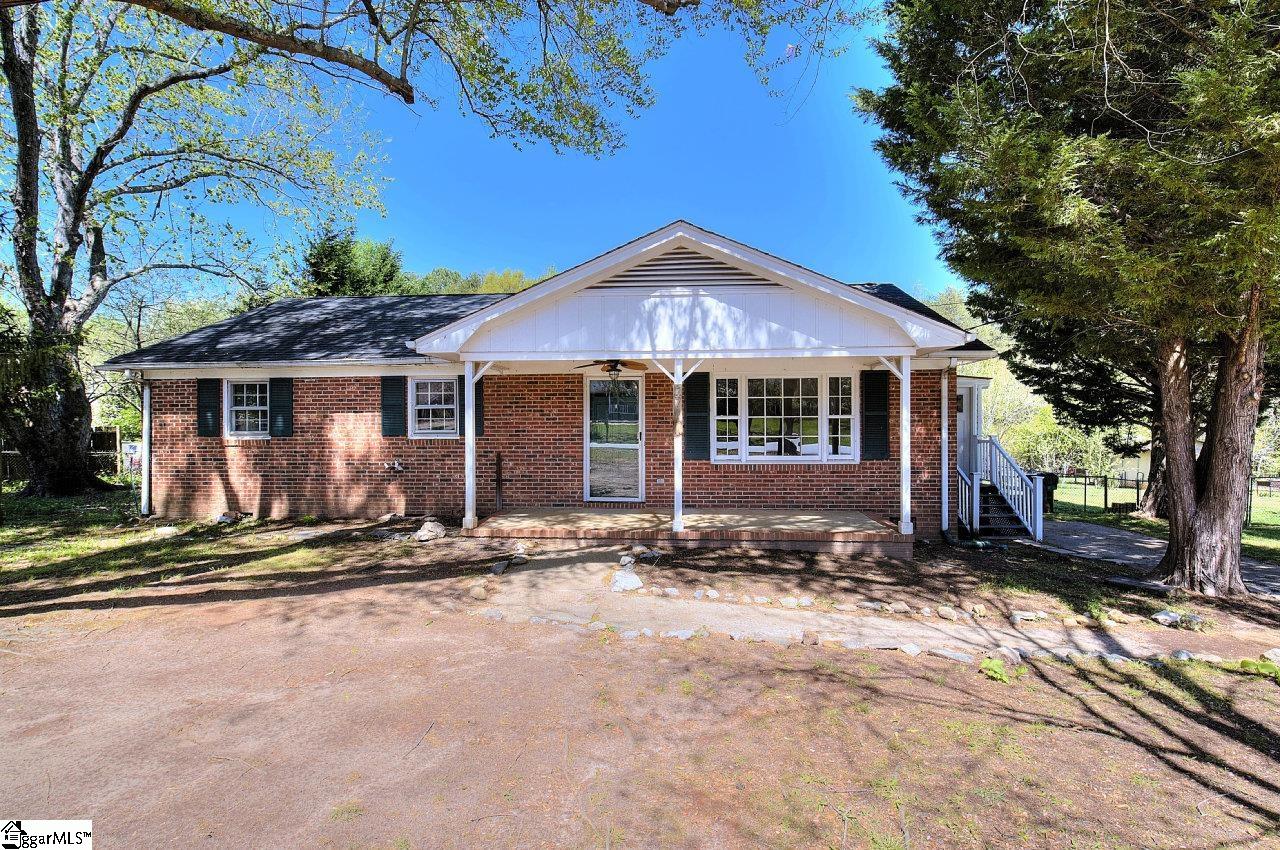 Property image 1 at 271 Clearview Circle, Travelers Rest, SC 29690