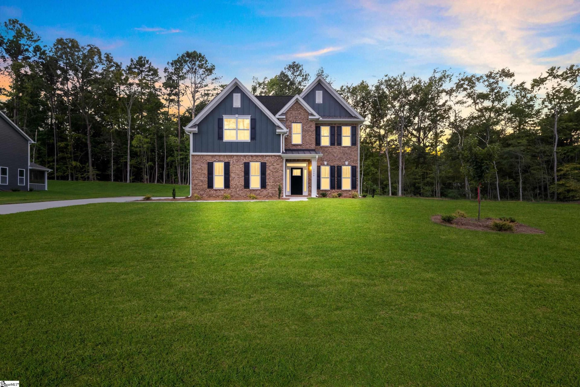 Property image 1 at 1306 Hunters Creek Boulevard, Greenwood, SC 29549