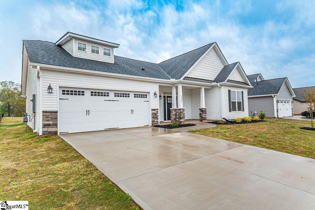 Property image 1 at 256 Abelia Meadows Drive, Piedmont, SC 29673