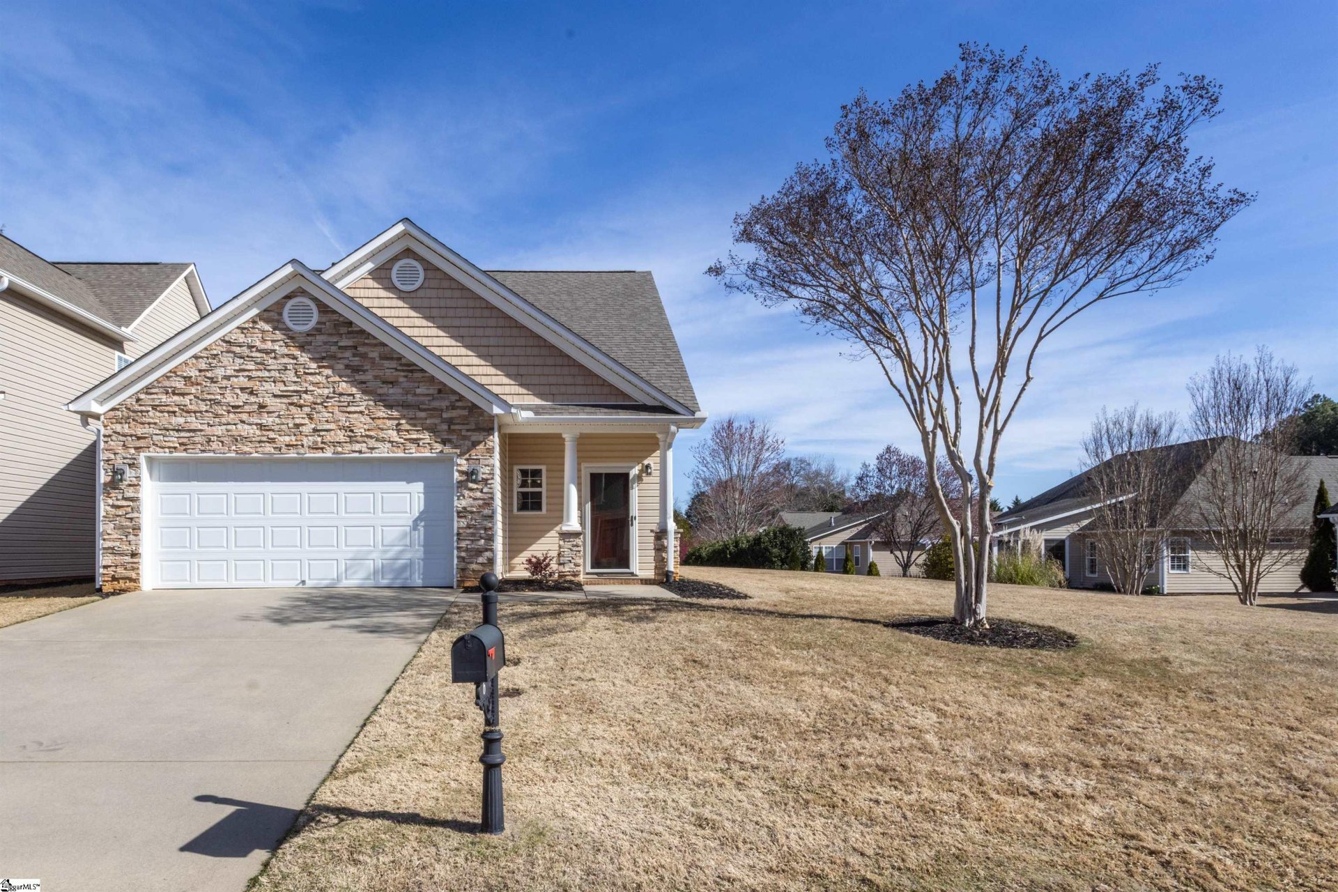 Property image 1 at 6 Rain Flower Drive, Greenville, SC 29615