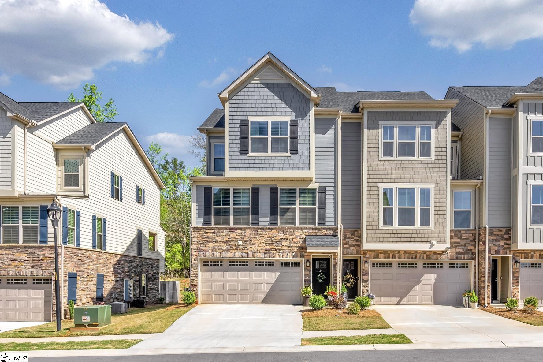 Property image 1 at 24 Questover Drive, Greenville, SC 29607