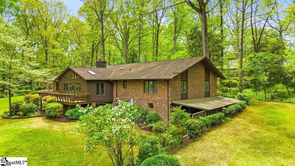 Property image 1 at 25 Peachtree Lane, Greer, SC 29651