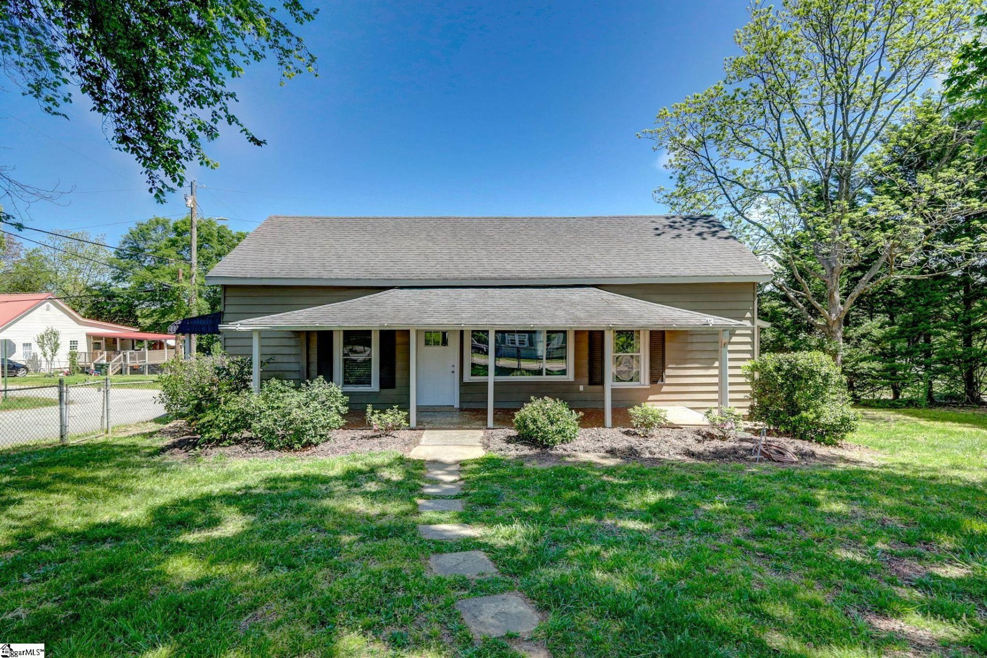 Property image 1 at 302 Day Street, Easley, SC 29640