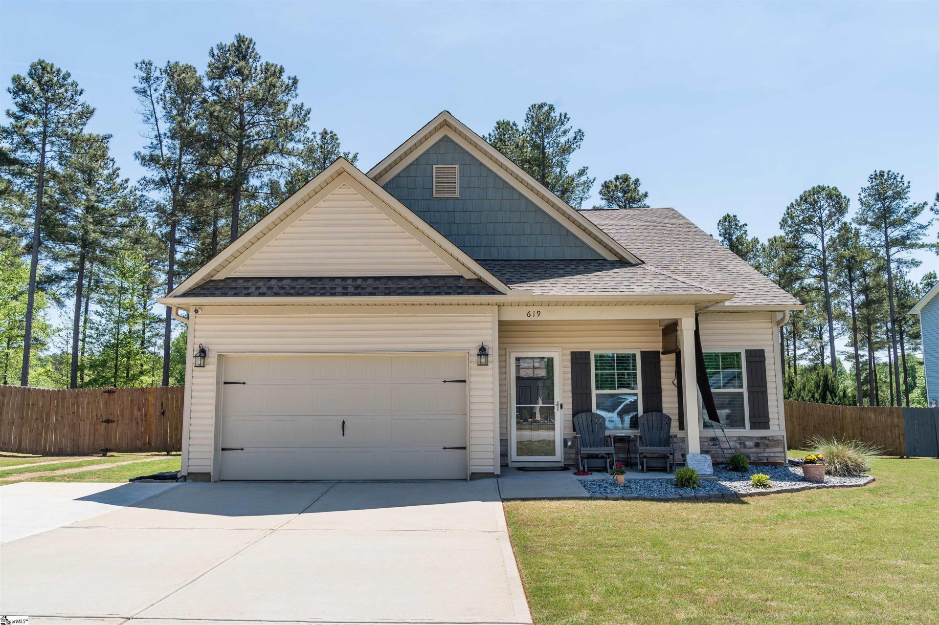 Property image 1 at 619 Autumn Breeze Walk, Inman, SC 29349