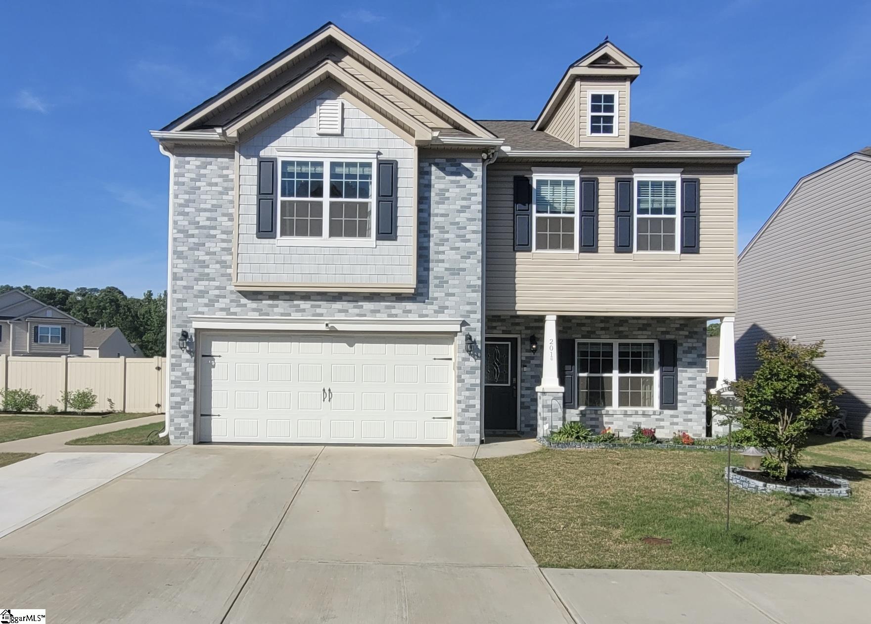 Property image 1 at 201 Addlestone Circle, Fountain Inn, SC 29644