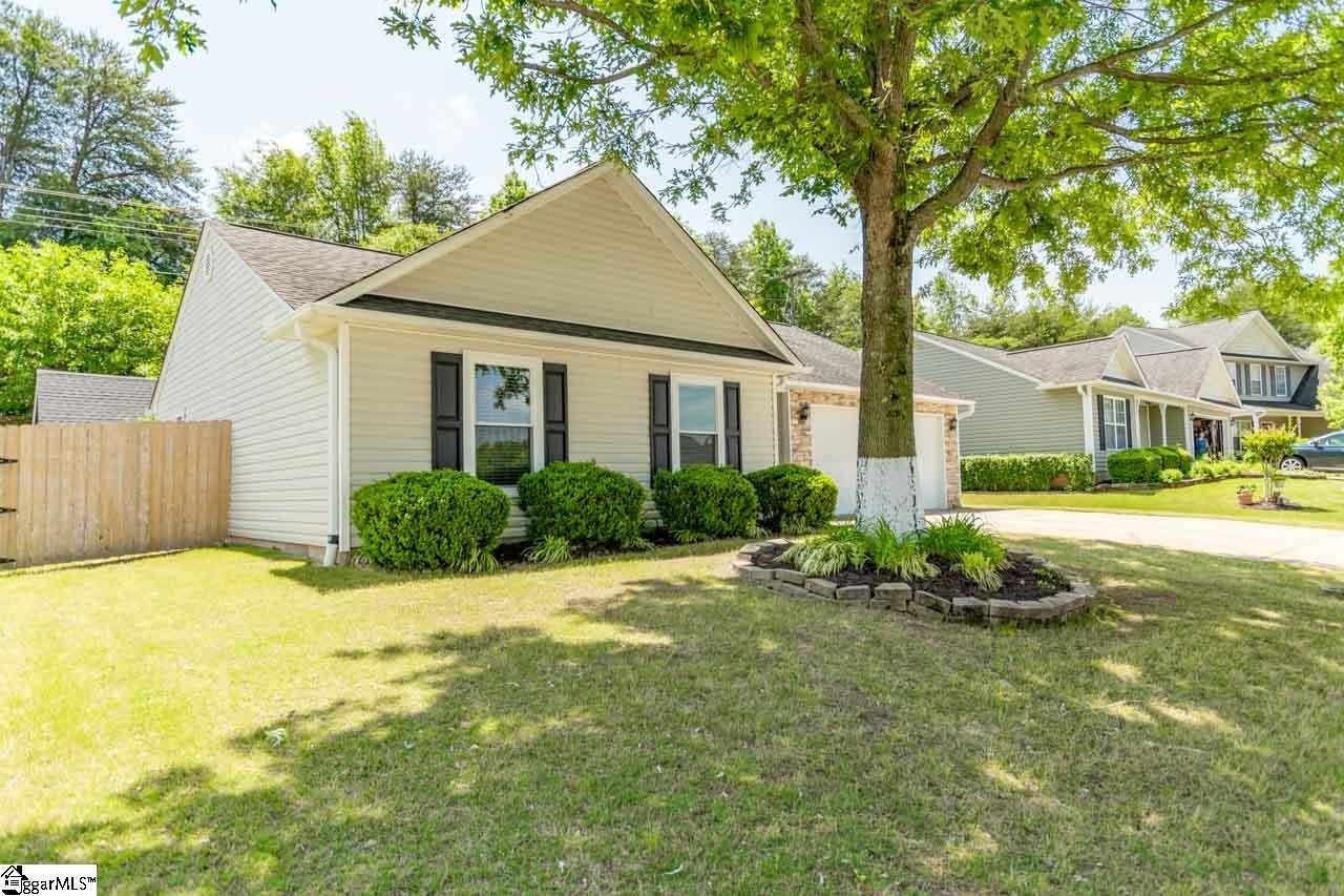 Property image 1 at 101 Haven Reach Way, Taylors, SC 29687