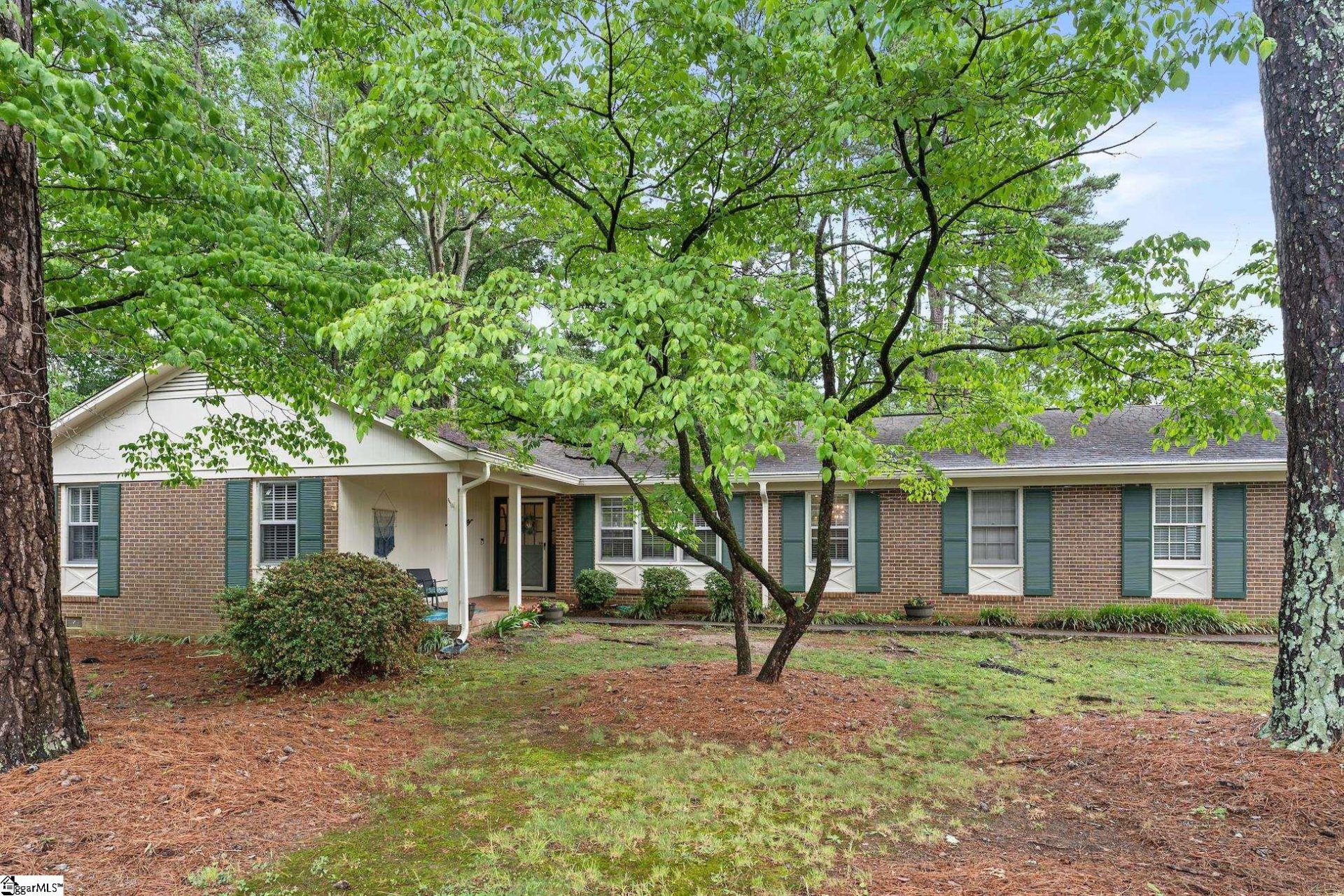 Property image 1 at 300 Ladbroke Road, Greenville, SC 29615-2829