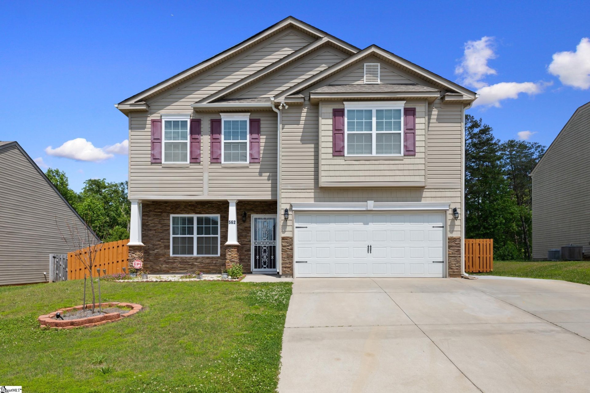 Property image 1 at 562 Falls Cottage Run, Boiling Springs, SC 29316